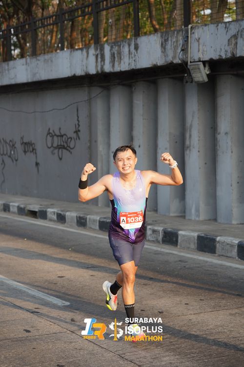 Race photo from SURABAYA ISOPLUS MARATHON 2025