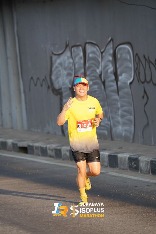 Race photo from SURABAYA ISOPLUS MARATHON 2025