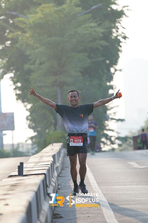 Race photo from SURABAYA ISOPLUS MARATHON 2025