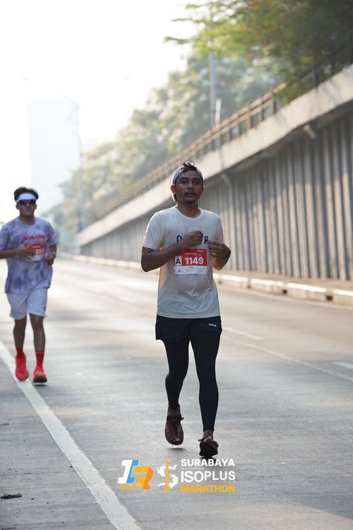 Race photo from SURABAYA ISOPLUS MARATHON 2025