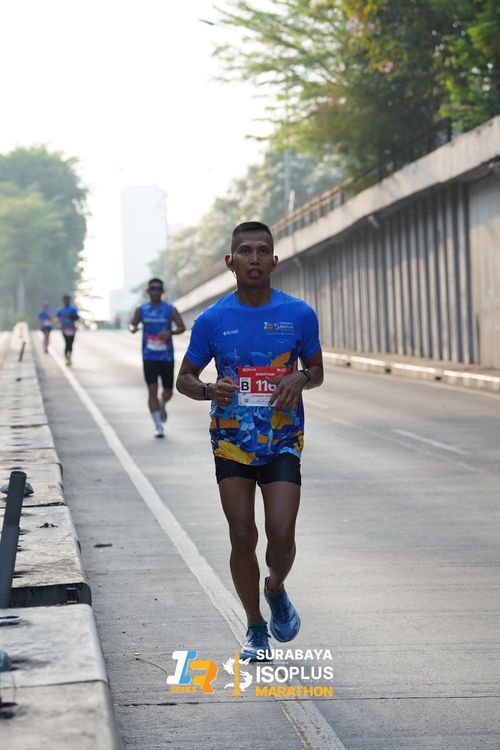 Race photo from SURABAYA ISOPLUS MARATHON 2025