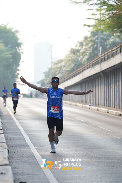 Race photo from SURABAYA ISOPLUS MARATHON 2025