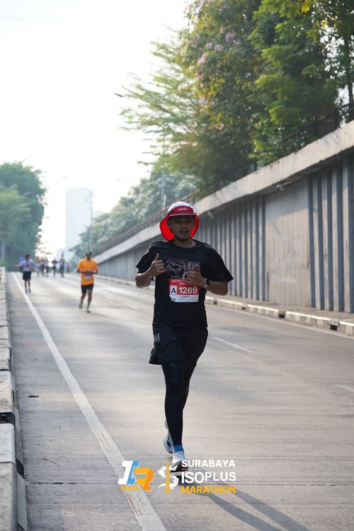 Race photo from SURABAYA ISOPLUS MARATHON 2025