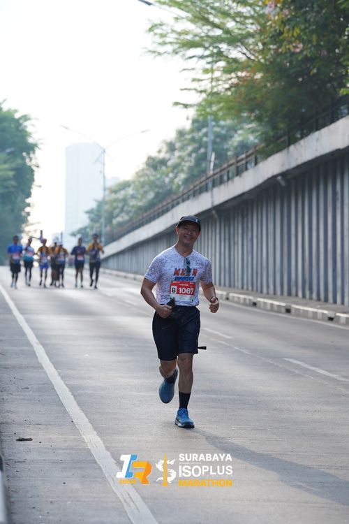 Race photo from SURABAYA ISOPLUS MARATHON 2025