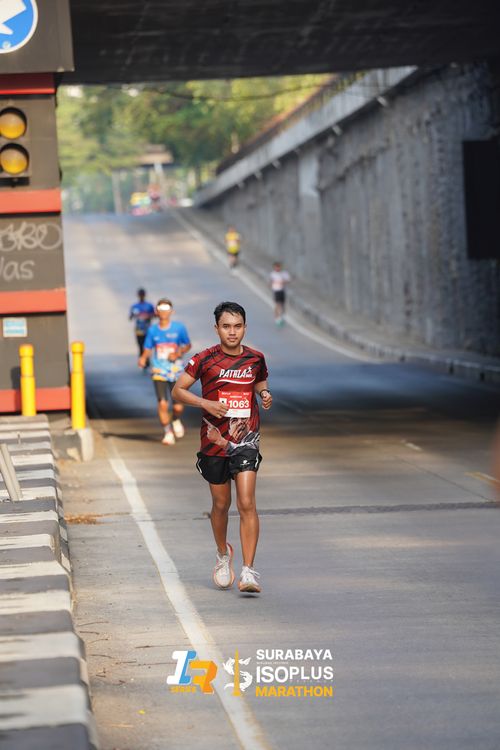 Race photo from SURABAYA ISOPLUS MARATHON 2025