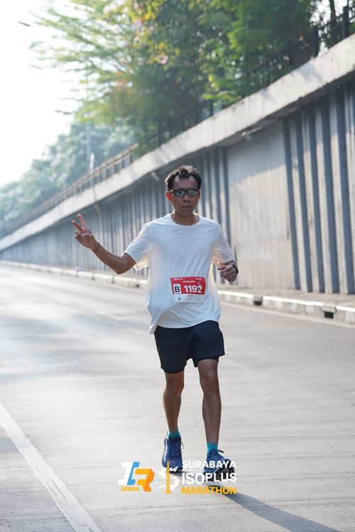 Race photo from SURABAYA ISOPLUS MARATHON 2025