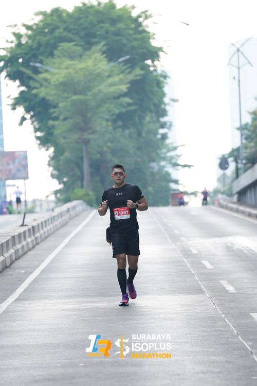 Race photo from SURABAYA ISOPLUS MARATHON 2025