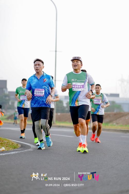 Race photo from BAF LIONS RUN 2024