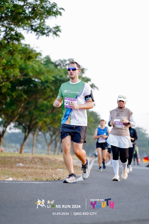 Race photo from BAF LIONS RUN 2024