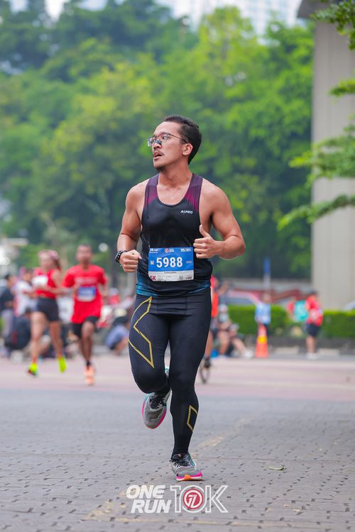 Race photo from ONE RUN 10K 2025