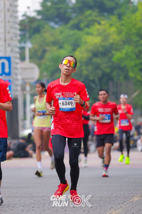 Race photo from ONE RUN 10K 2025