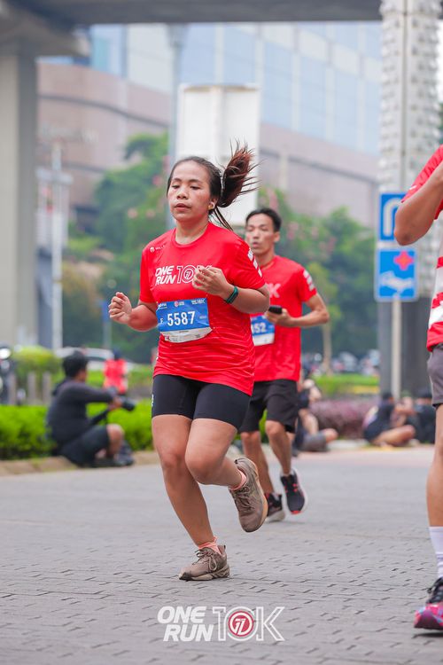 Race photo from ONE RUN 10K 2025
