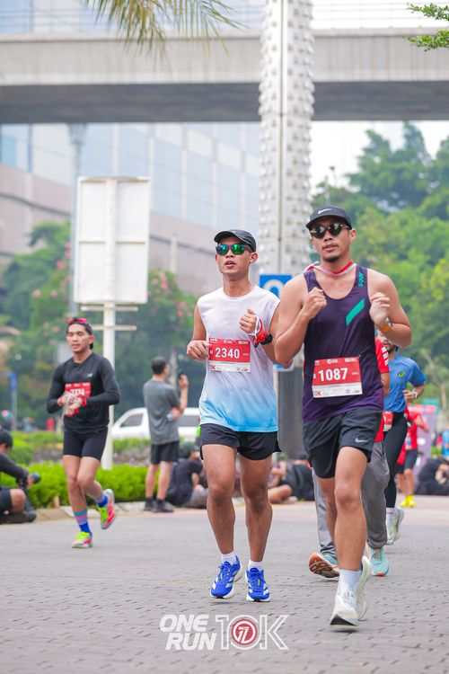 Race photo from ONE RUN 10K 2025
