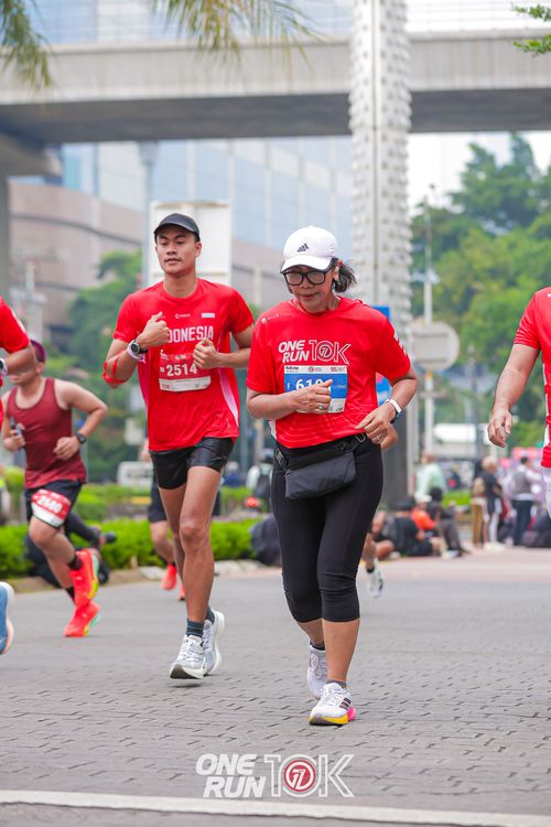 Race photo from ONE RUN 10K 2025
