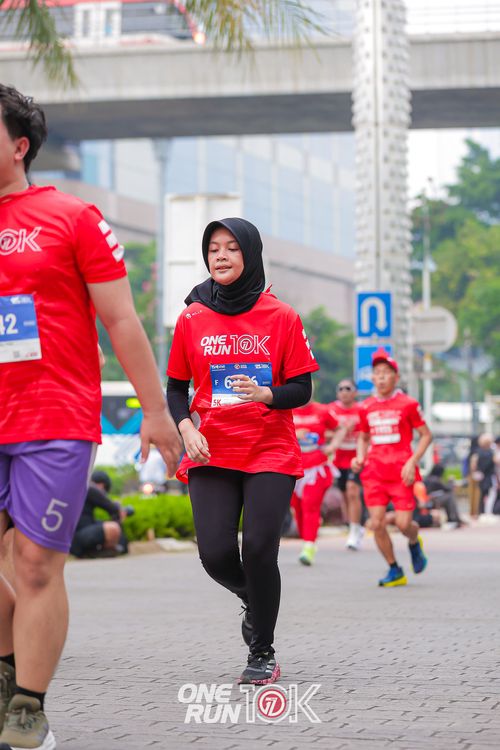 Race photo from ONE RUN 10K 2025