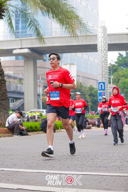 Race photo from ONE RUN 10K 2025