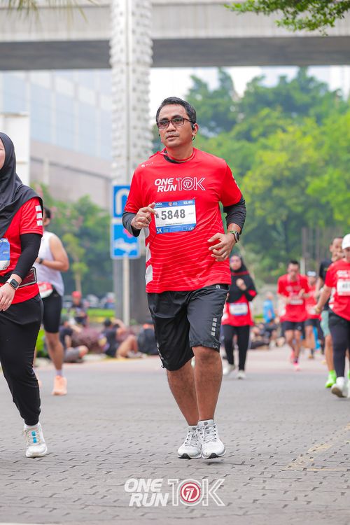 Race photo from ONE RUN 10K 2025