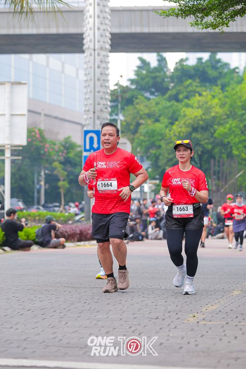 Race photo from ONE RUN 10K 2025