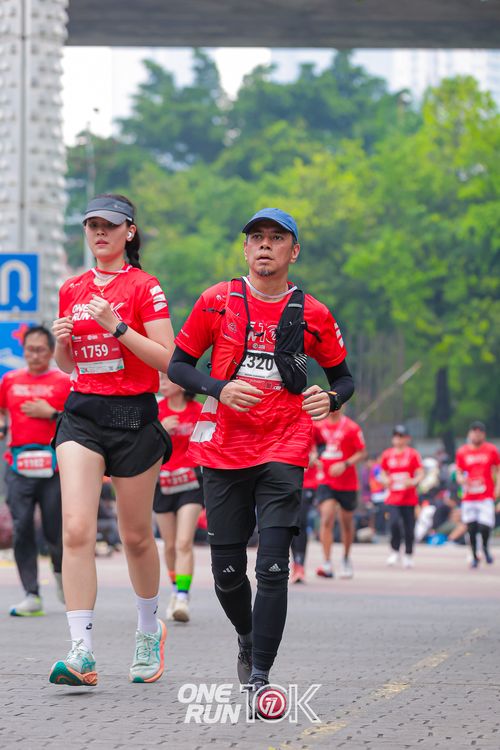 Race photo from ONE RUN 10K 2025
