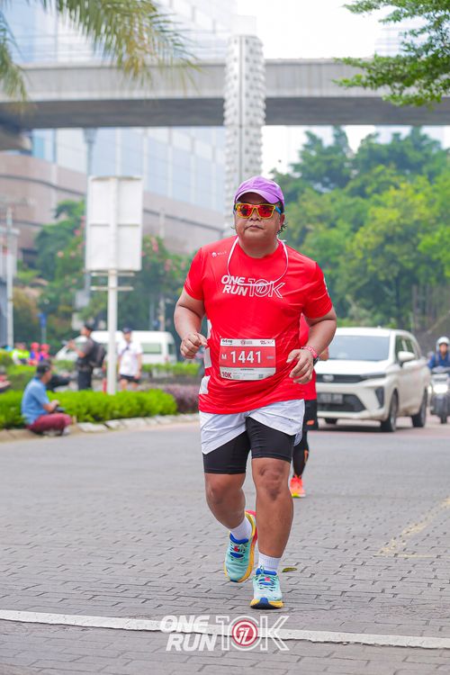 Race photo from ONE RUN 10K 2025