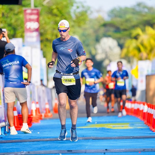 Race photo from BOGORUN 2026