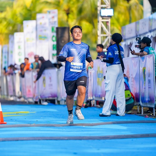 Race photo from BOGORUN 2026