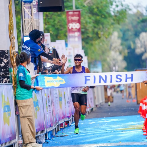 Race photo from BOGORUN 2026