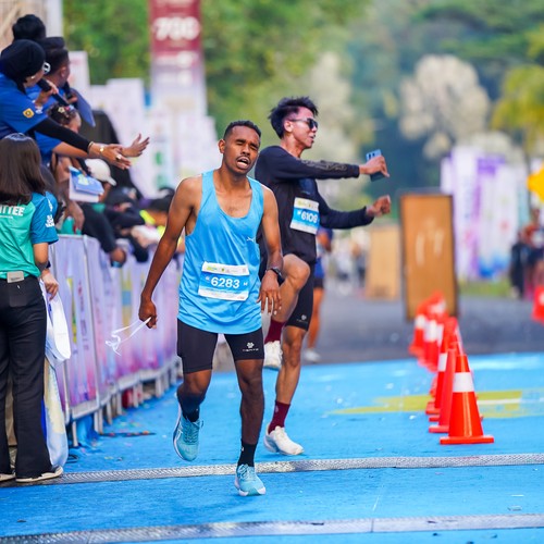 Race photo from BOGORUN 2026