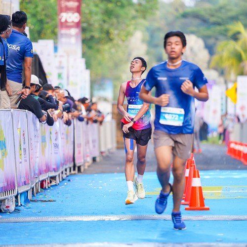 Race photo from BOGORUN 2026