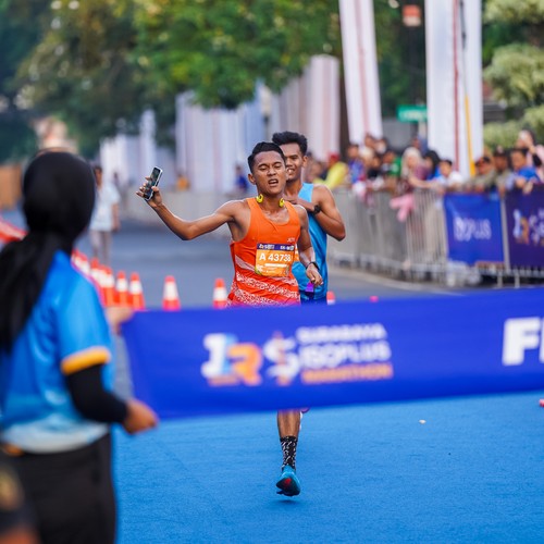 Race photo from SURABAYA ISOPLUS MARATHON 2026
