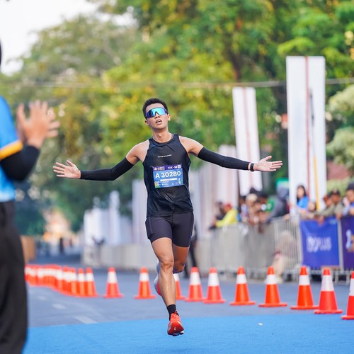 Race photo from SURABAYA ISOPLUS MARATHON 2026