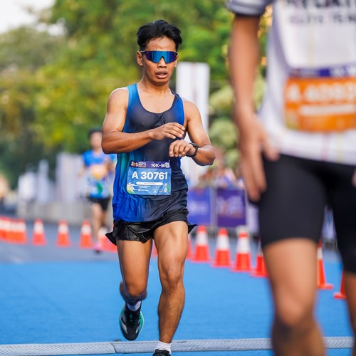 Race photo from SURABAYA ISOPLUS MARATHON 2026