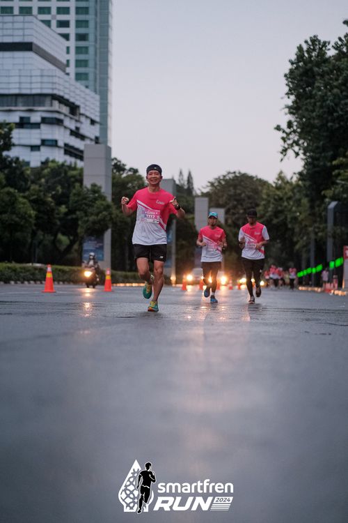 Race photo from Smartfren Run 2024