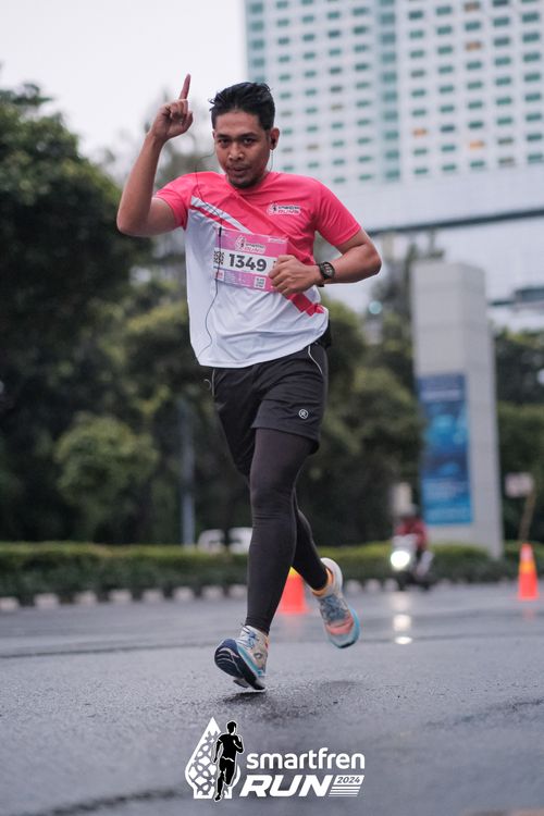 Race photo from Smartfren Run 2024