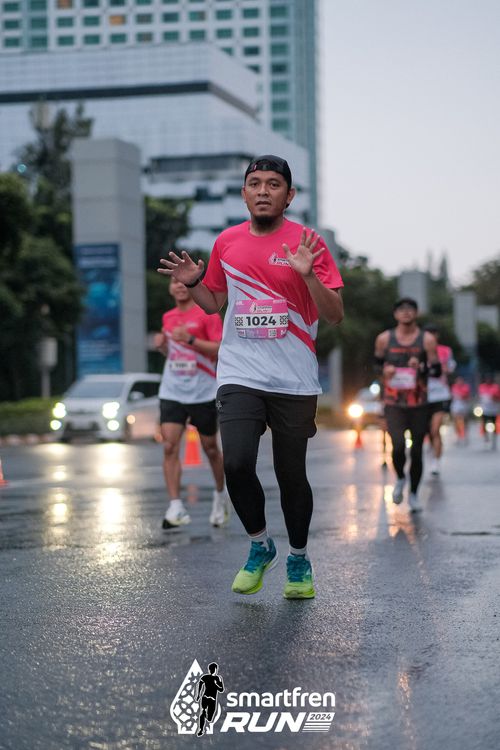 Race photo from Smartfren Run 2024