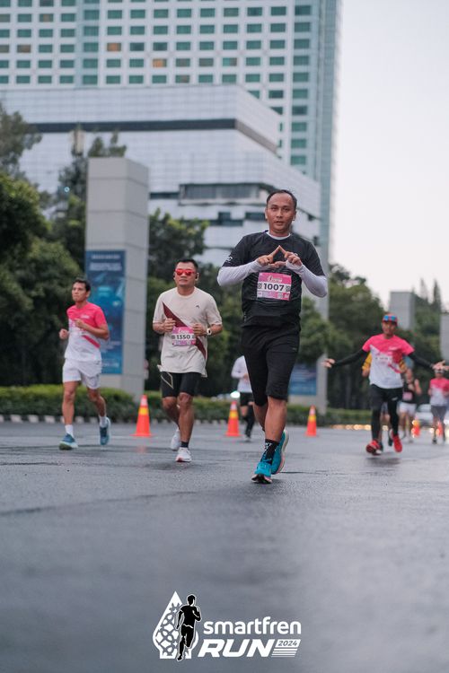 Race photo from Smartfren Run 2024