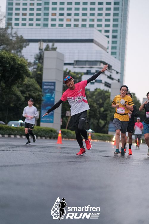 Race photo from Smartfren Run 2024