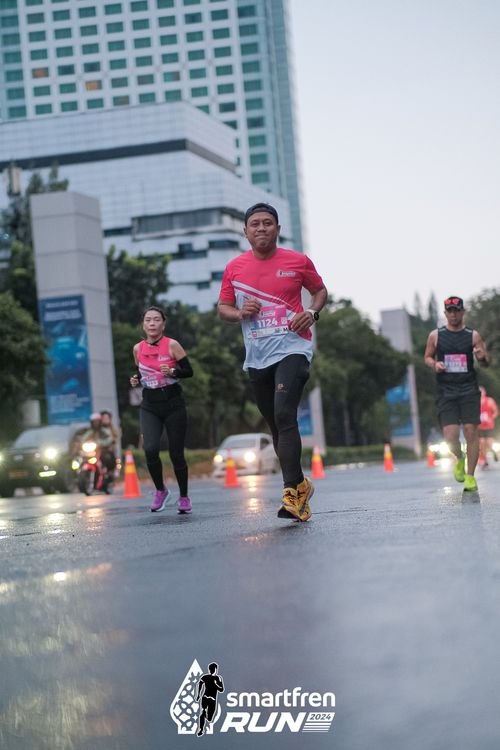 Race photo from Smartfren Run 2024
