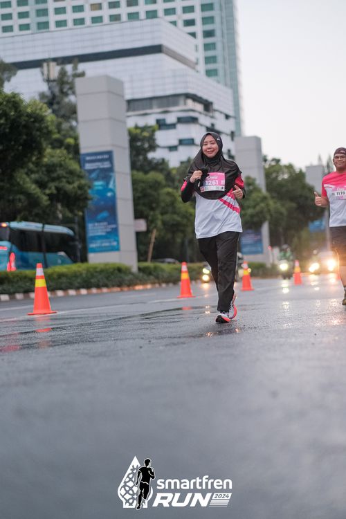 Race photo from Smartfren Run 2024