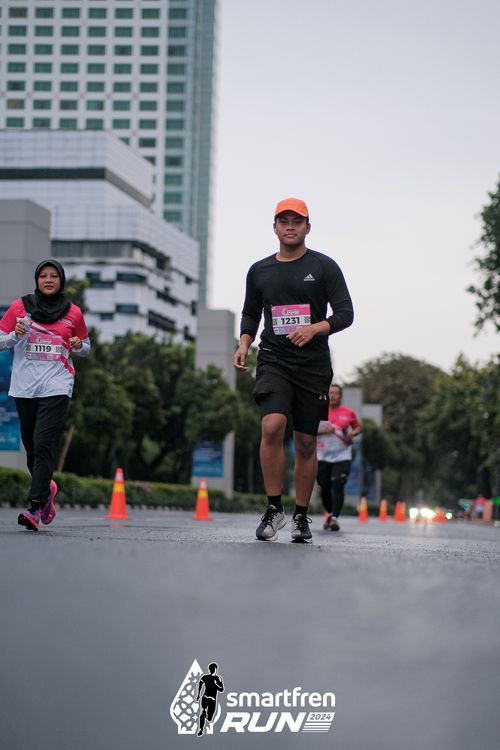 Race photo from Smartfren Run 2024