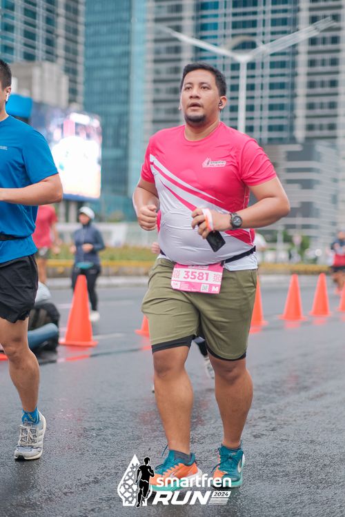 Race photo from Smartfren Run 2024