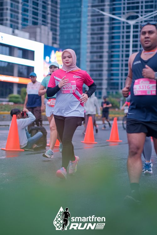 Race photo from Smartfren Run 2024