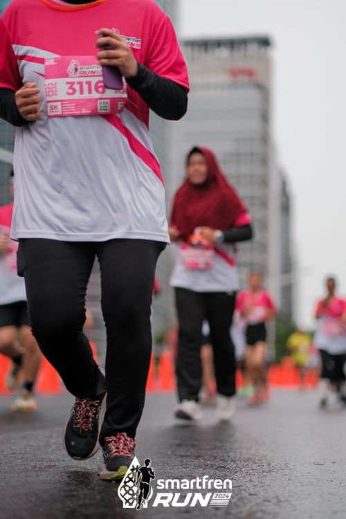 Race photo from Smartfren Run 2024