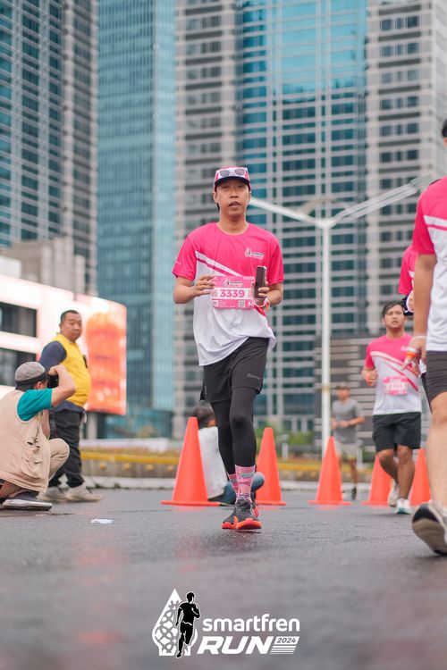 Race photo from Smartfren Run 2024