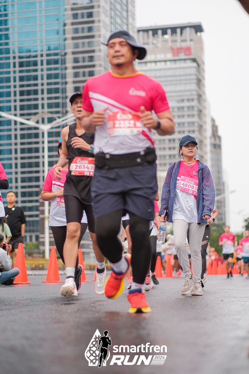 Race photo from Smartfren Run 2024