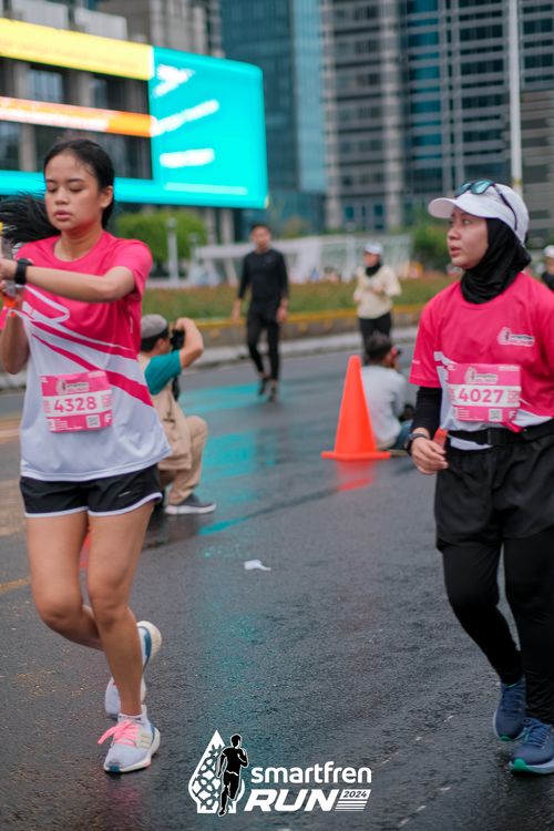 Race photo from Smartfren Run 2024