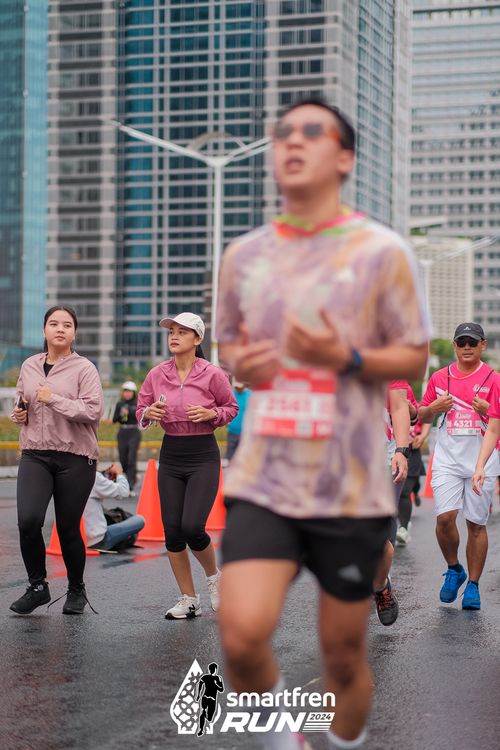 Race photo from Smartfren Run 2024