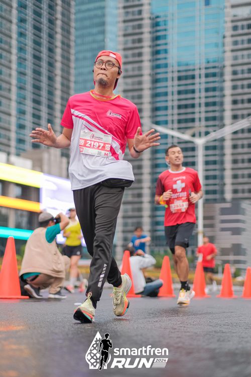 Race photo from Smartfren Run 2024