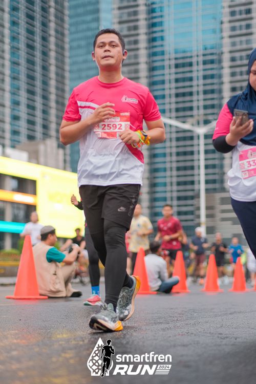 Race photo from Smartfren Run 2024