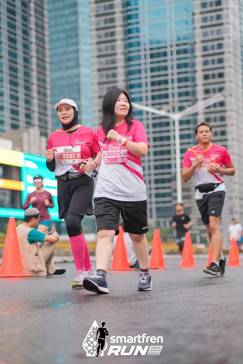 Race photo from Smartfren Run 2024